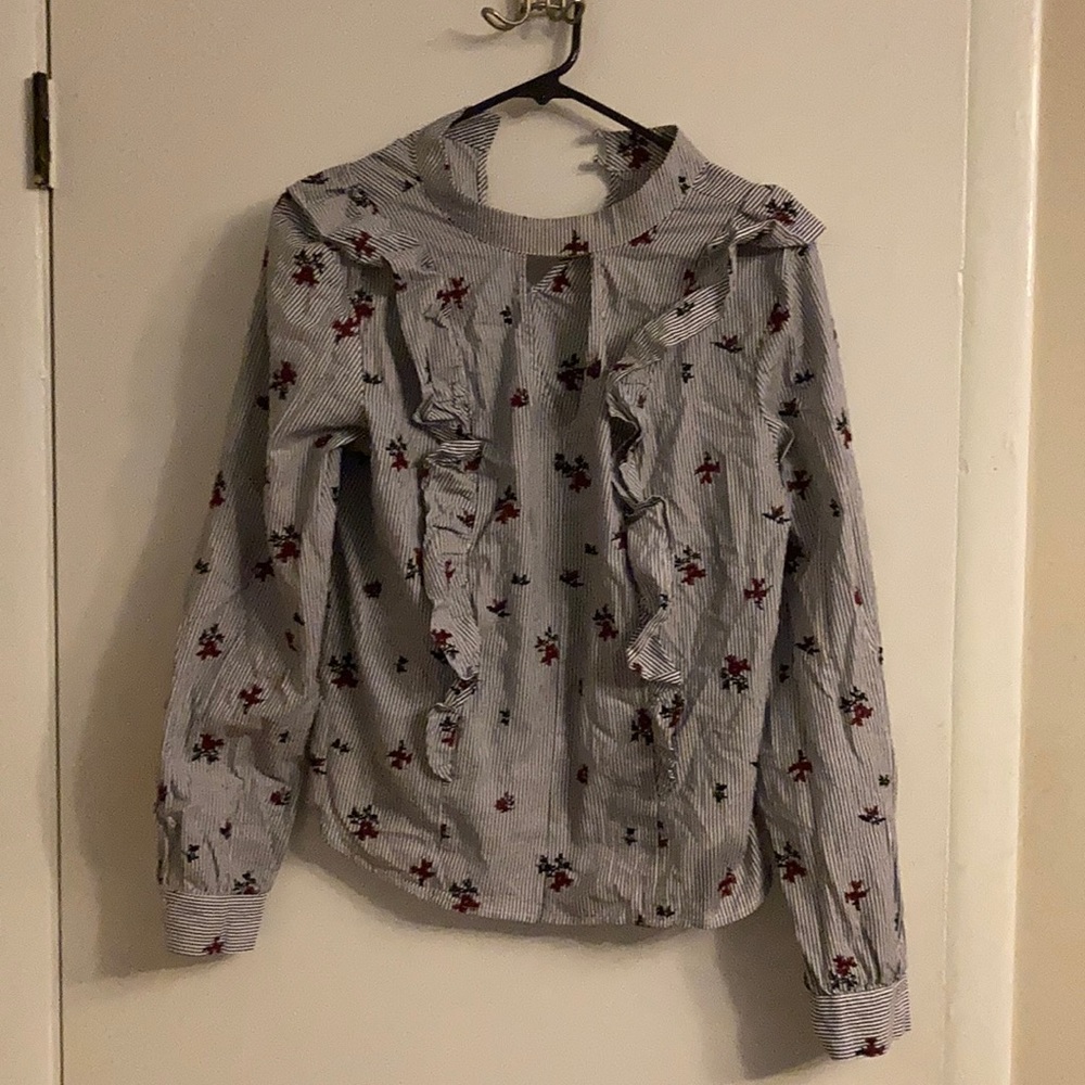 Ruffle top
